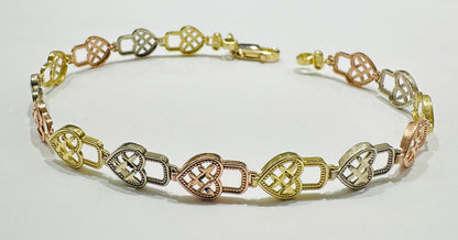 10K GOLD TRI COLOR HEART BRACELET- WEIGHT: 4.5gm   7.5"