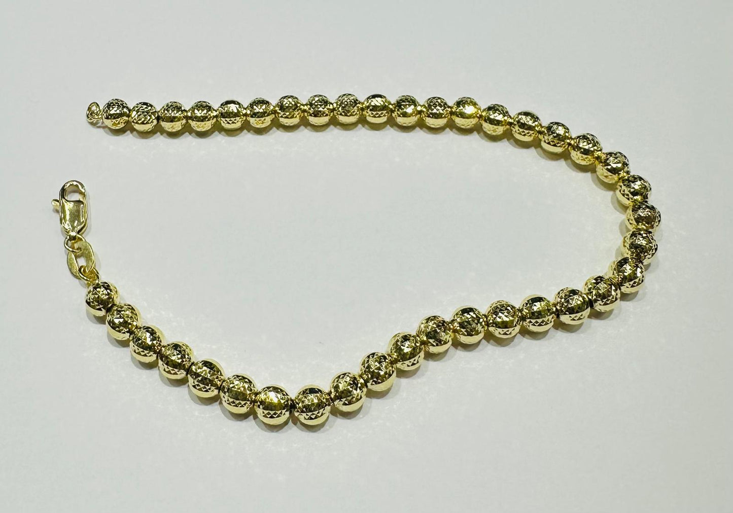 10K GOLD BEAD BRACELET- WEIGHT: 7.2gm   8"
