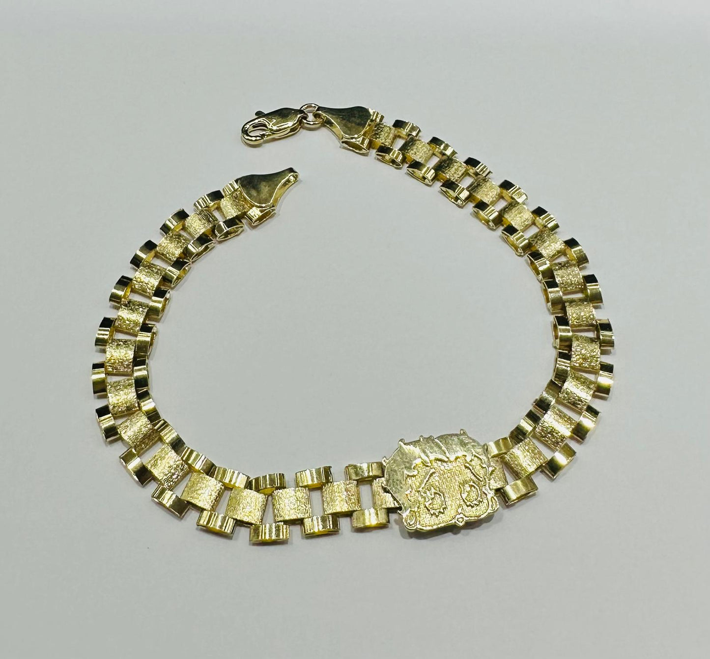 10K GOLD BETTY BOOP BRACELET- WEIGHT: 9.4gm   8.5"