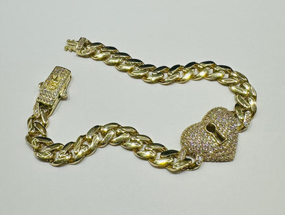 10K GOLD HEART CUBAN LINK BRACELET- WEIGHT: 11.4gm   7.5"