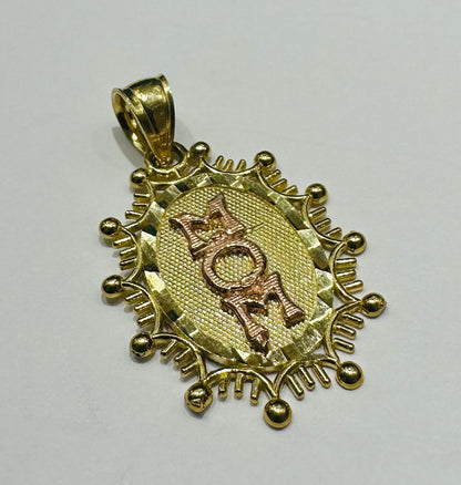 10K GOLD "MOM" PENDANT- WEIGHT: 1.7gm