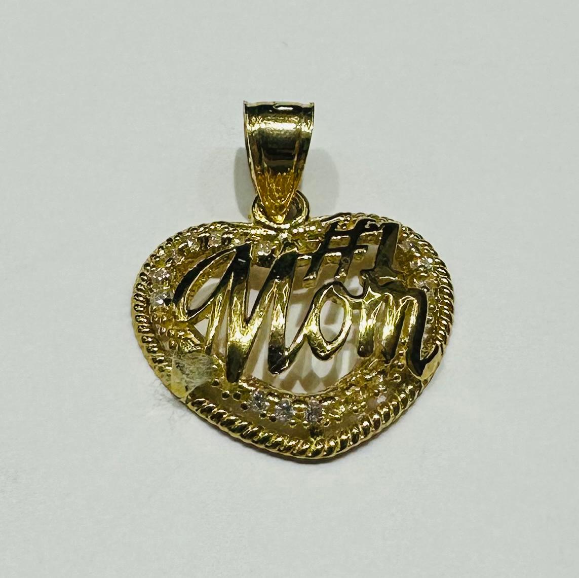 10K GOLD "MOM" PENDANT- WEIGHT: 1.3gm