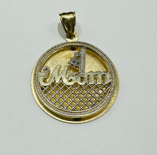 10K GOLD "MOM" PENDANT- WEIGHT: 5.1gm