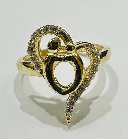 10K GOLD "MOM" RING- WEIGHT: 2.7gm
