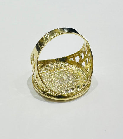 10K GOLD LAST SUPPER RING WITH CZ STONES- WEIGHT: 7.0gm