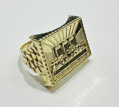 10K GOLD LAST SUPPER RING- WEIGHT: 2.8gm