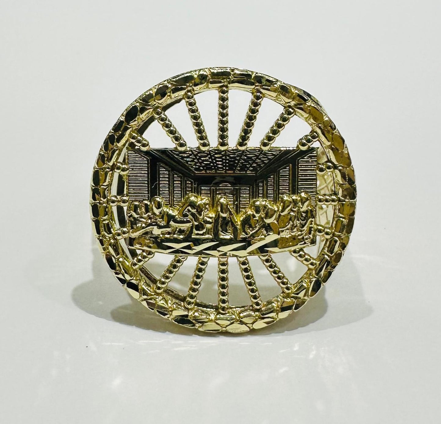 10K GOLD LAST SUPPER RING- WEIGHT: 6.9gm