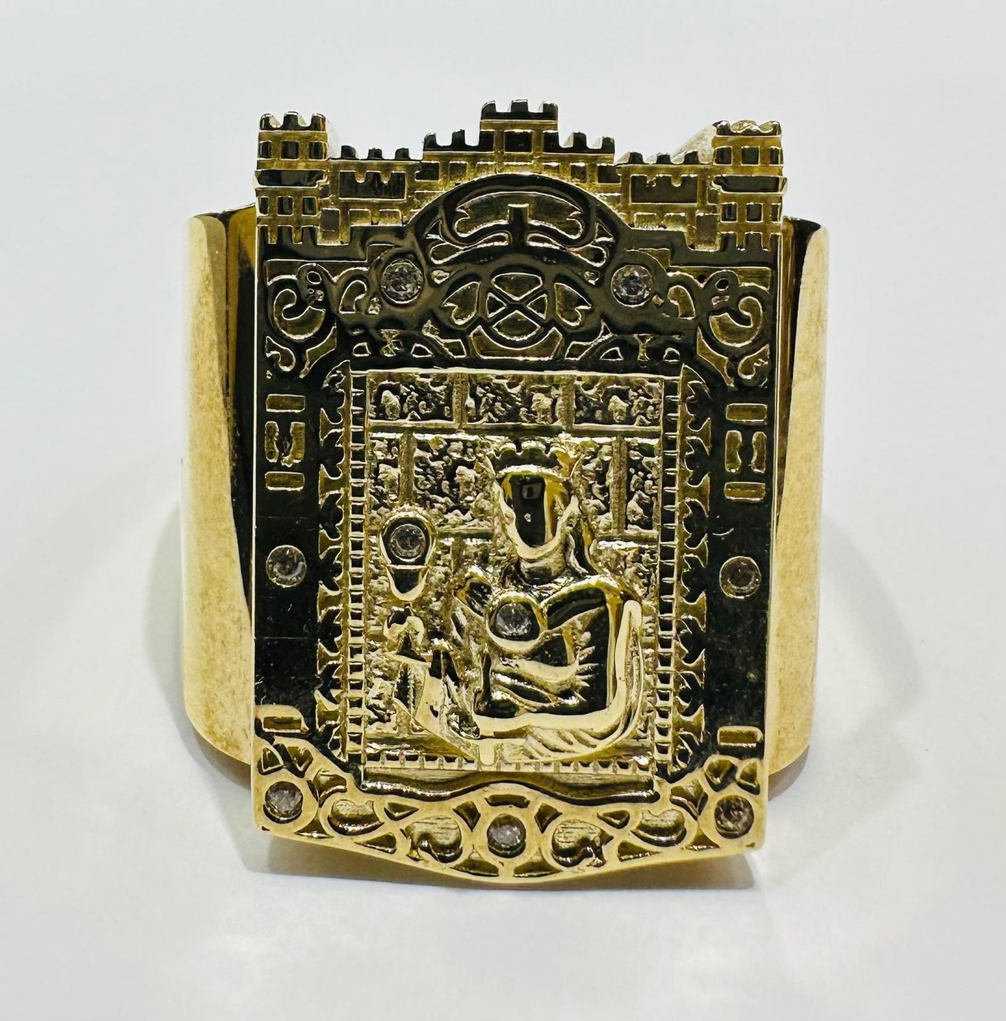 10K GOLD SANTA BARBARA RING- WEIGHT: 10.2gm
