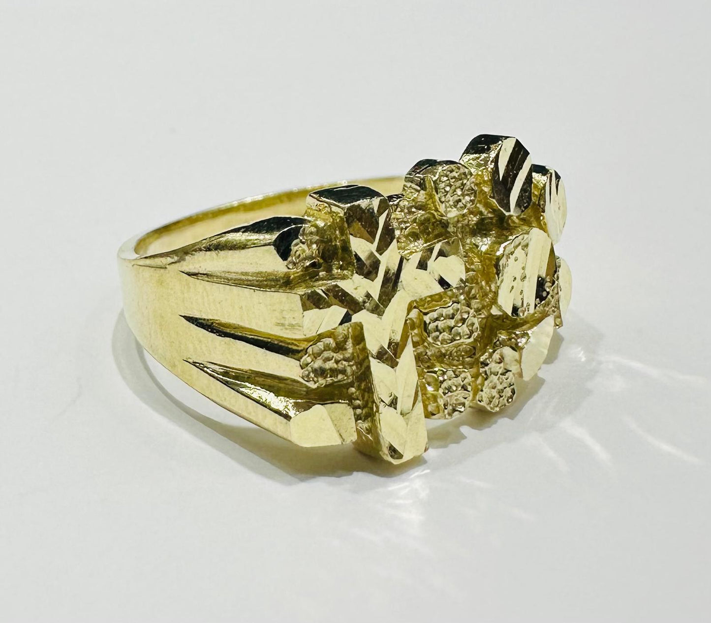 10K GOLD CROSS NUGGET RING- WEIGHT: 3.5gm