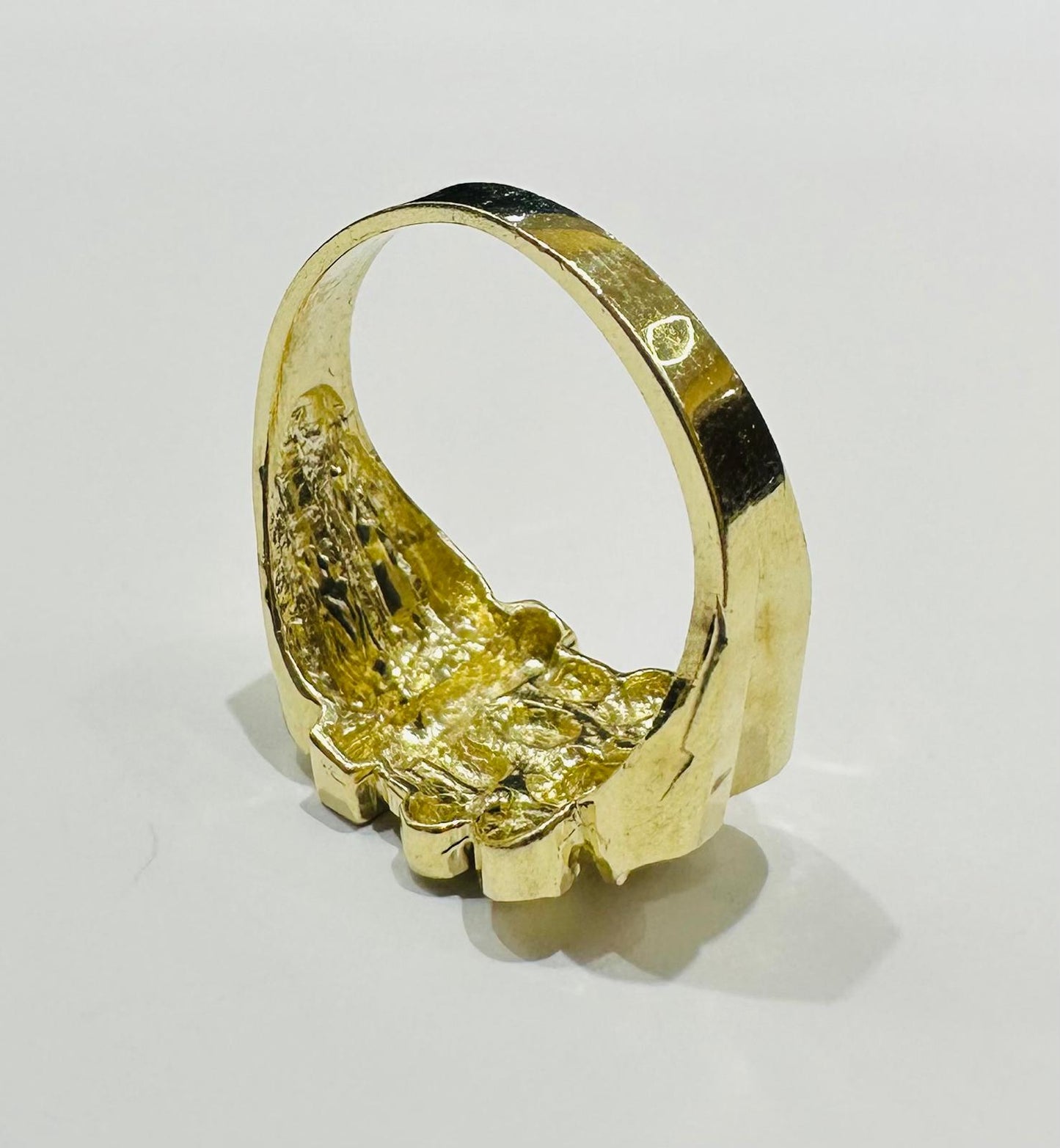 10K GOLD CROSS NUGGET RING- WEIGHT: 3.5gm