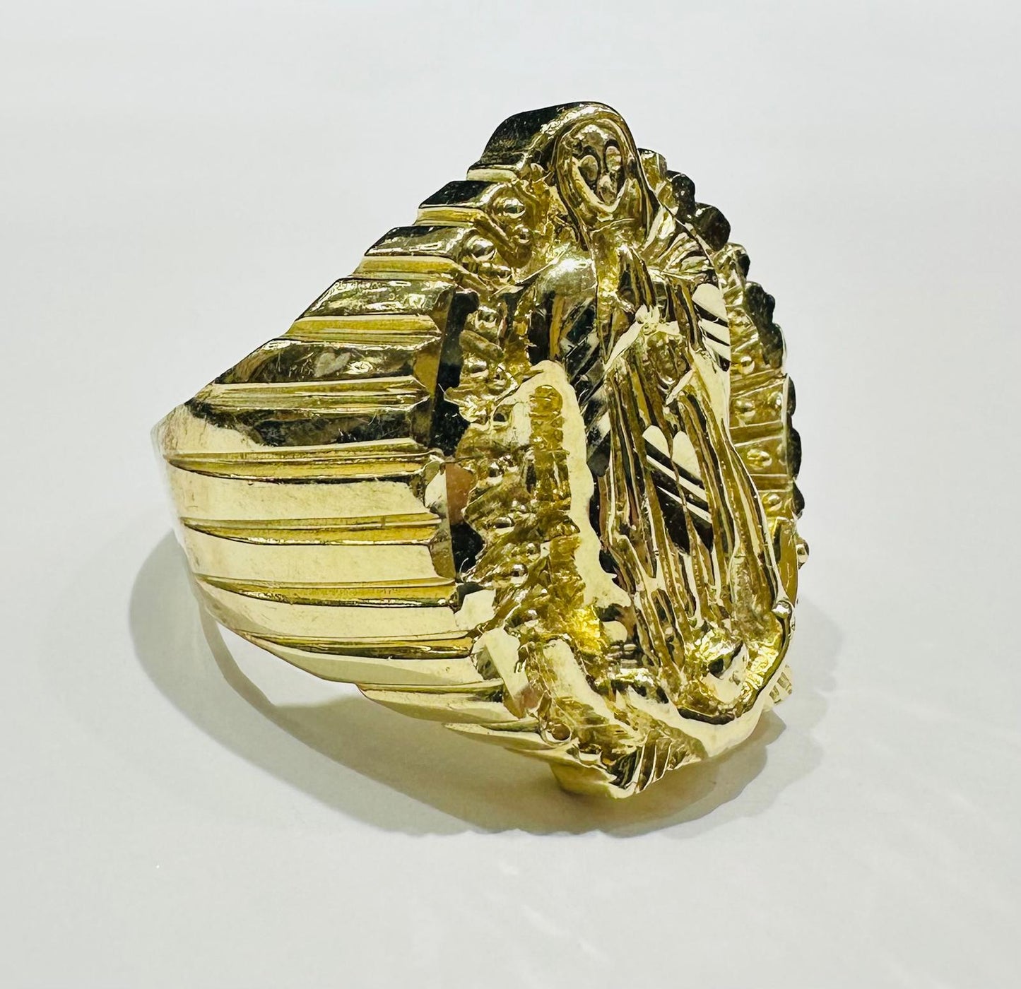 10K GOLD VIRGIN MARY GUADALUPE RING- WEIGHT: 13.8gm