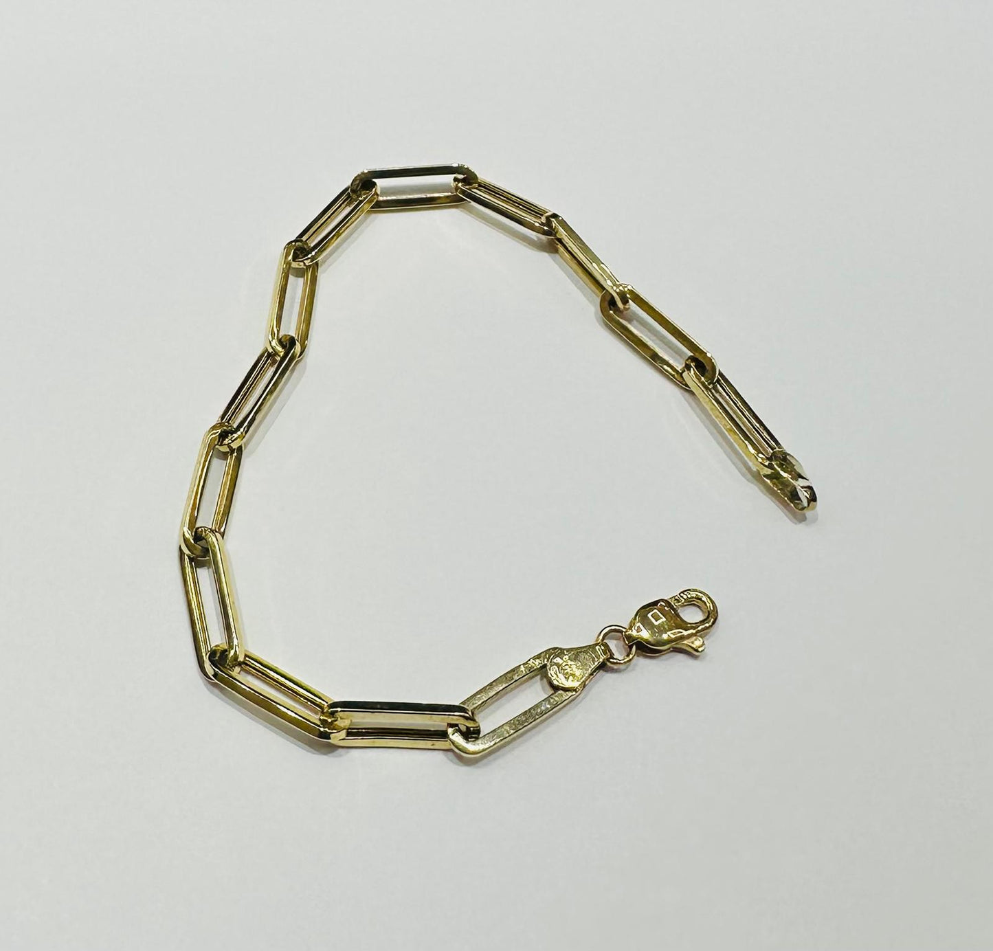 10K GOLD PAPERCLIP CHAIN BRACELET- WEIGHT: 3.2gm