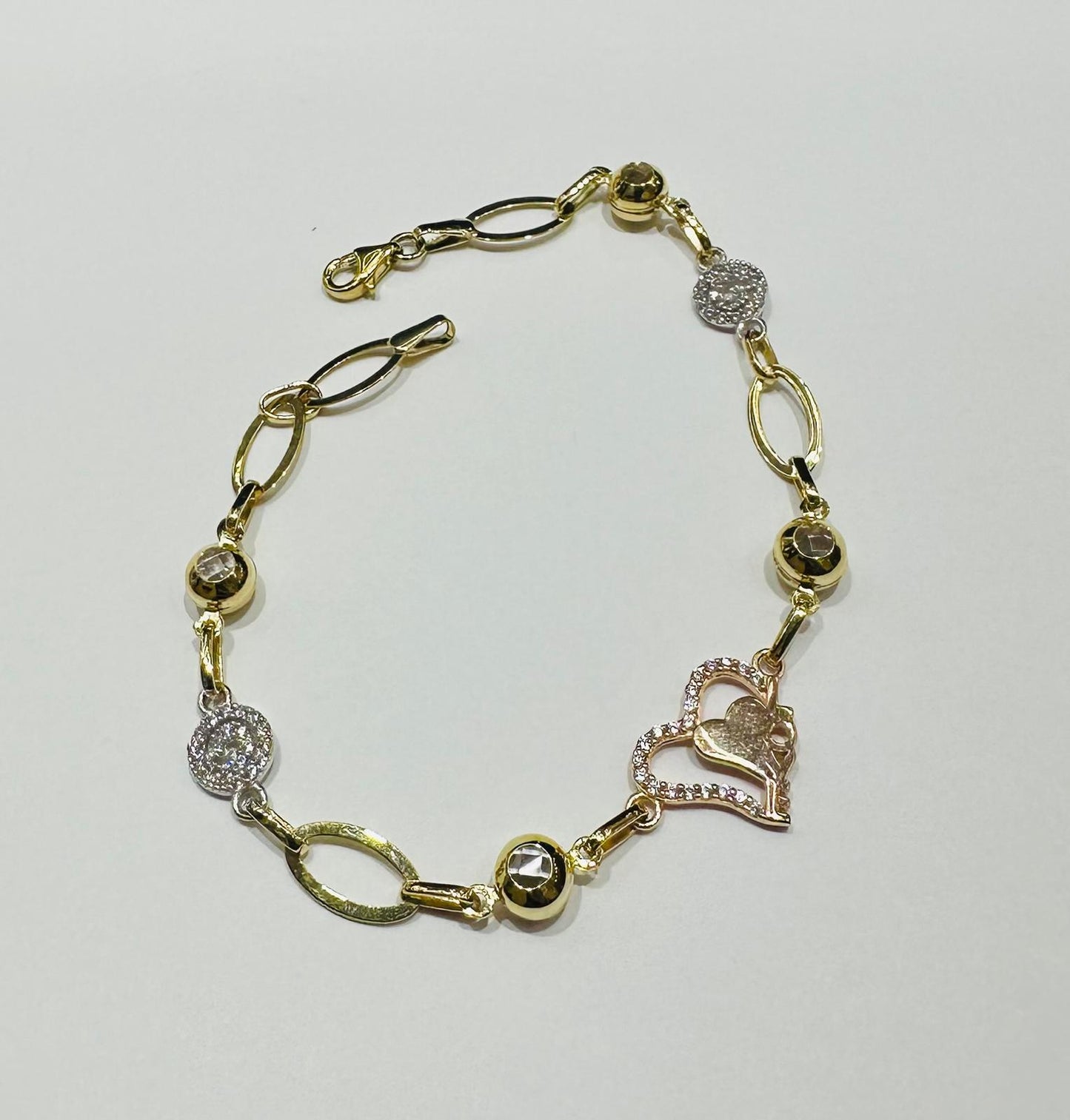10K GOLD HEART BRACELET- WEIGHT: 5.1gm