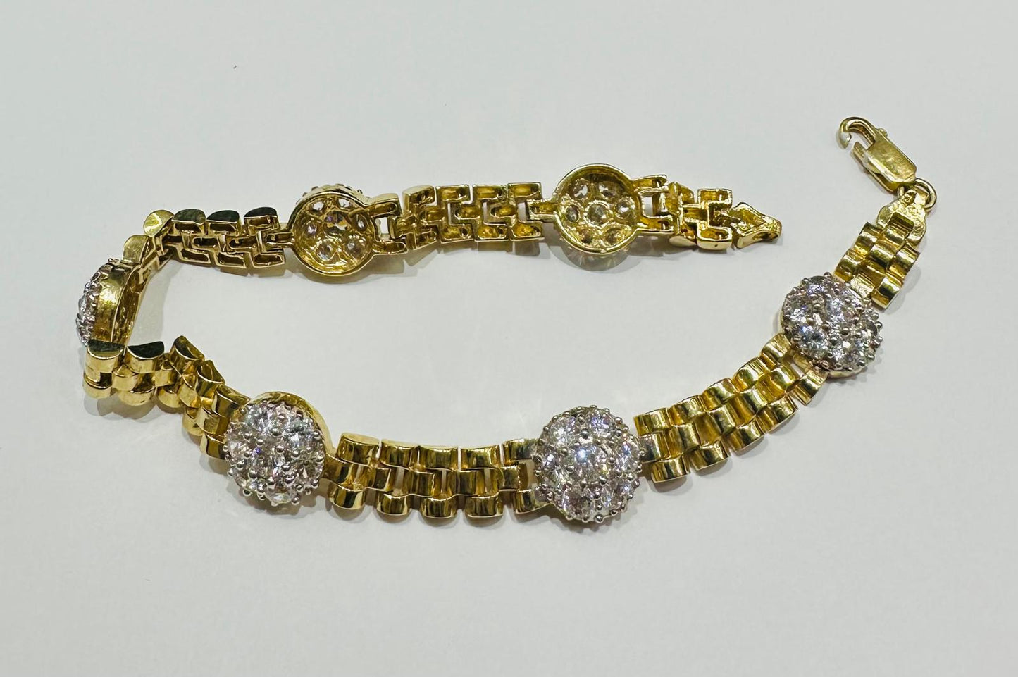 10K GOLD ROLEX LINK WHITE SAPPHIRE BRACELET- WEIGHT: 24.6gm