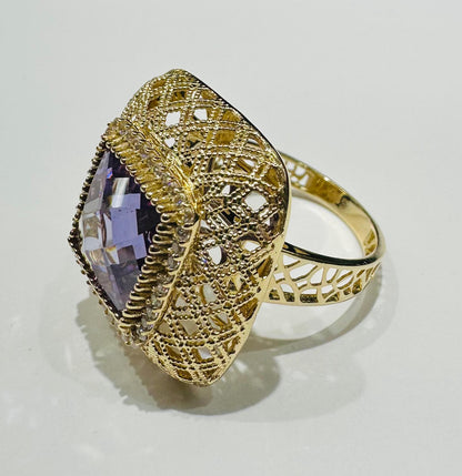 14K GOLD RING- WEIGHT: 6.2gm