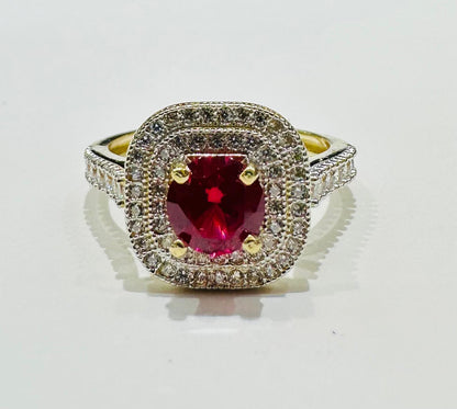 14K GOLD SOLITAIRE SQUARE RING WITH CZ STONES- WEIGHT: 3.2gm