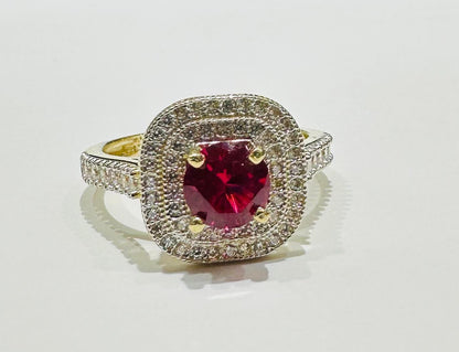 14K GOLD SOLITAIRE SQUARE RING WITH CZ STONES- WEIGHT: 3.2gm
