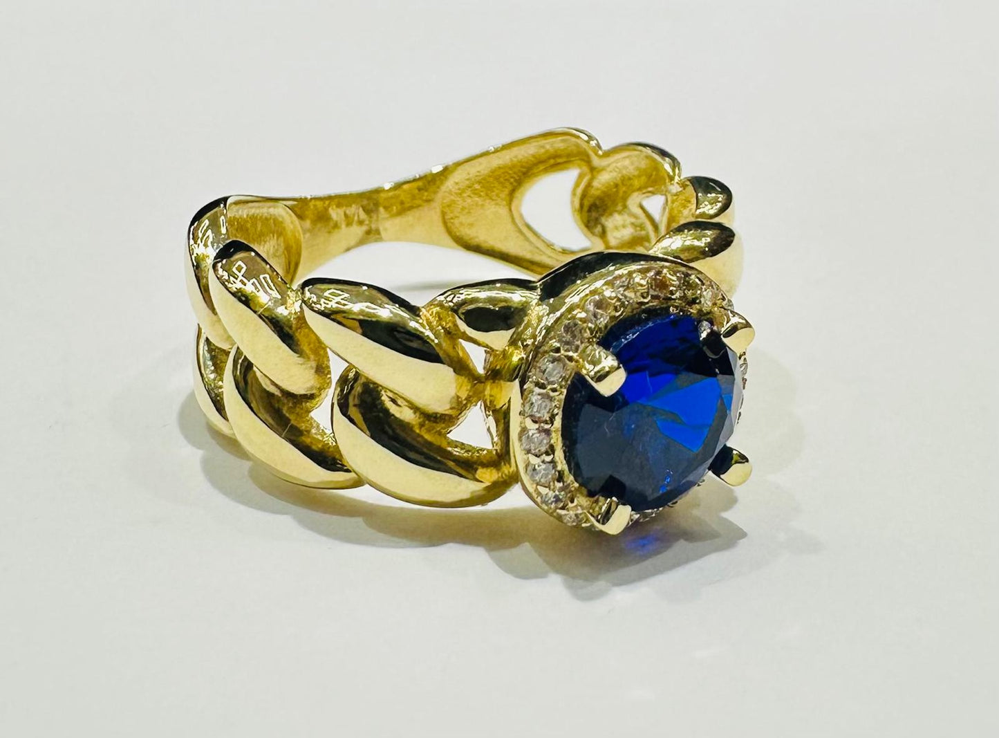 14K GOLD BLUE SAPPHIRE RING WITH CZ STONES- WEIGHT: 3.4gm