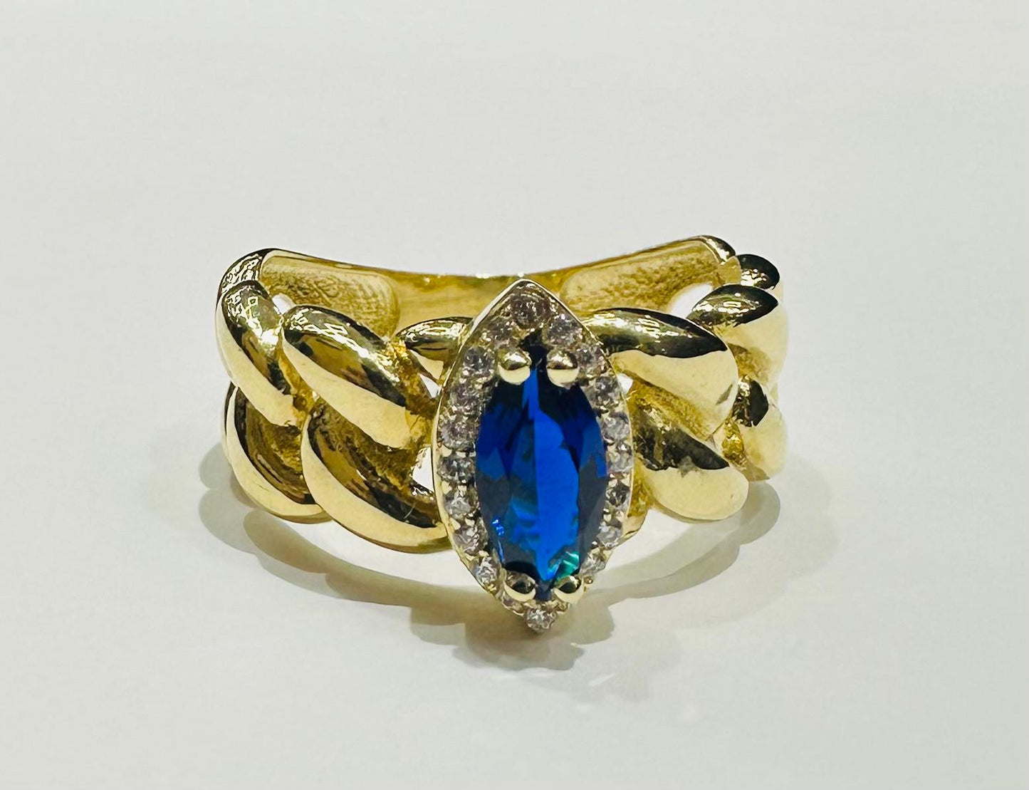 14K GOLD BLUE SAPPHIRE RING WITH CZ STONES- WEIGHT: 3.4gm