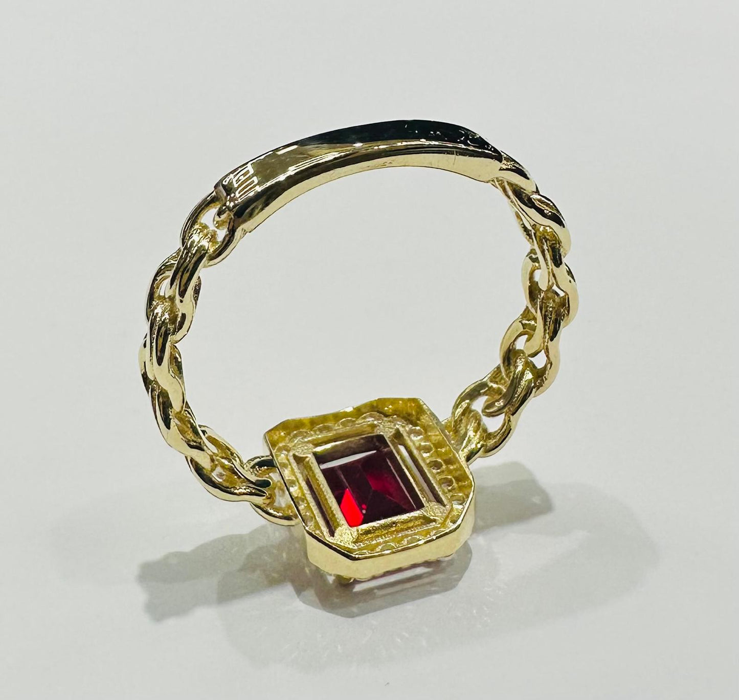 14K GOLD RED RUBY RING WITH CZ STONES- WEIGHT: 3.4gm
