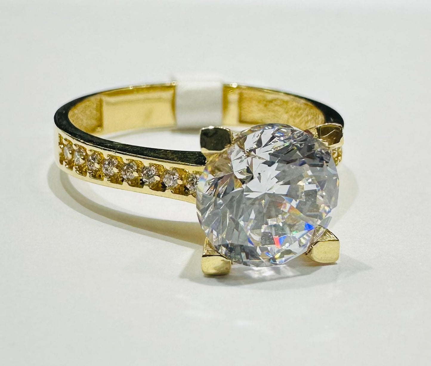14K GOLD WHITE SAPPHIRE RING- WEIGHT: 2.9gm