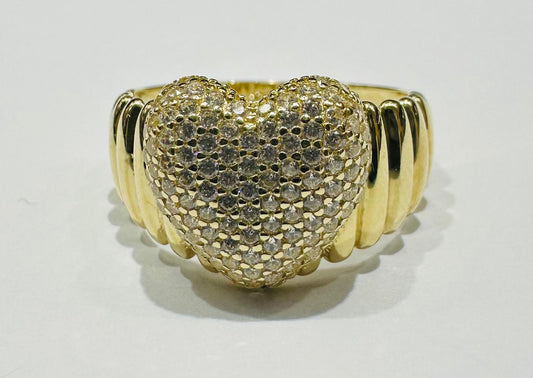 14K GOLD HEART RING- WEIGHT: 3.2gm