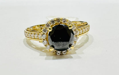 14K GOLD BLACK STONE RING- WEIGHT: 3.4gm