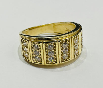 14K GOLD ROUND RING WITH CZ STONES- WEIGHT: 7.0gm