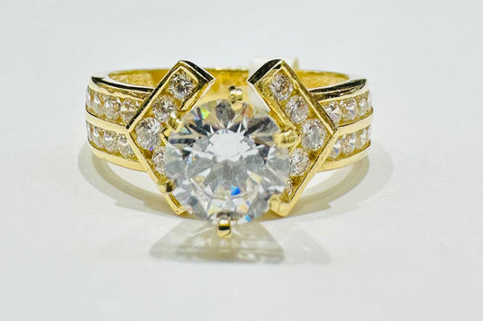 14K GOLD WHITE SAPPHIRE RING- WEIGHT: 4.8gm