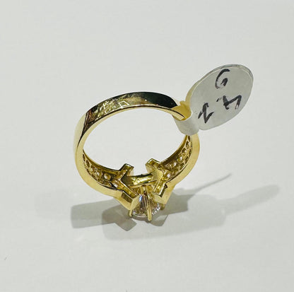 14K GOLD WHITE SAPPHIRE RING- WEIGHT: 4.8gm