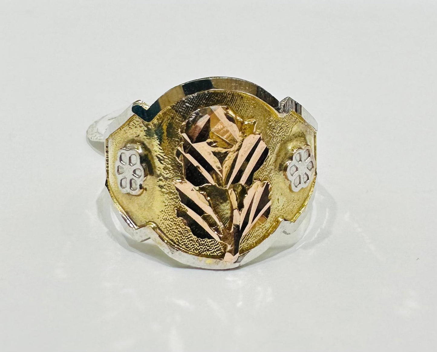 14K GOLD THREE TONE ANGEL RING- WEIGHT: 2.9gm