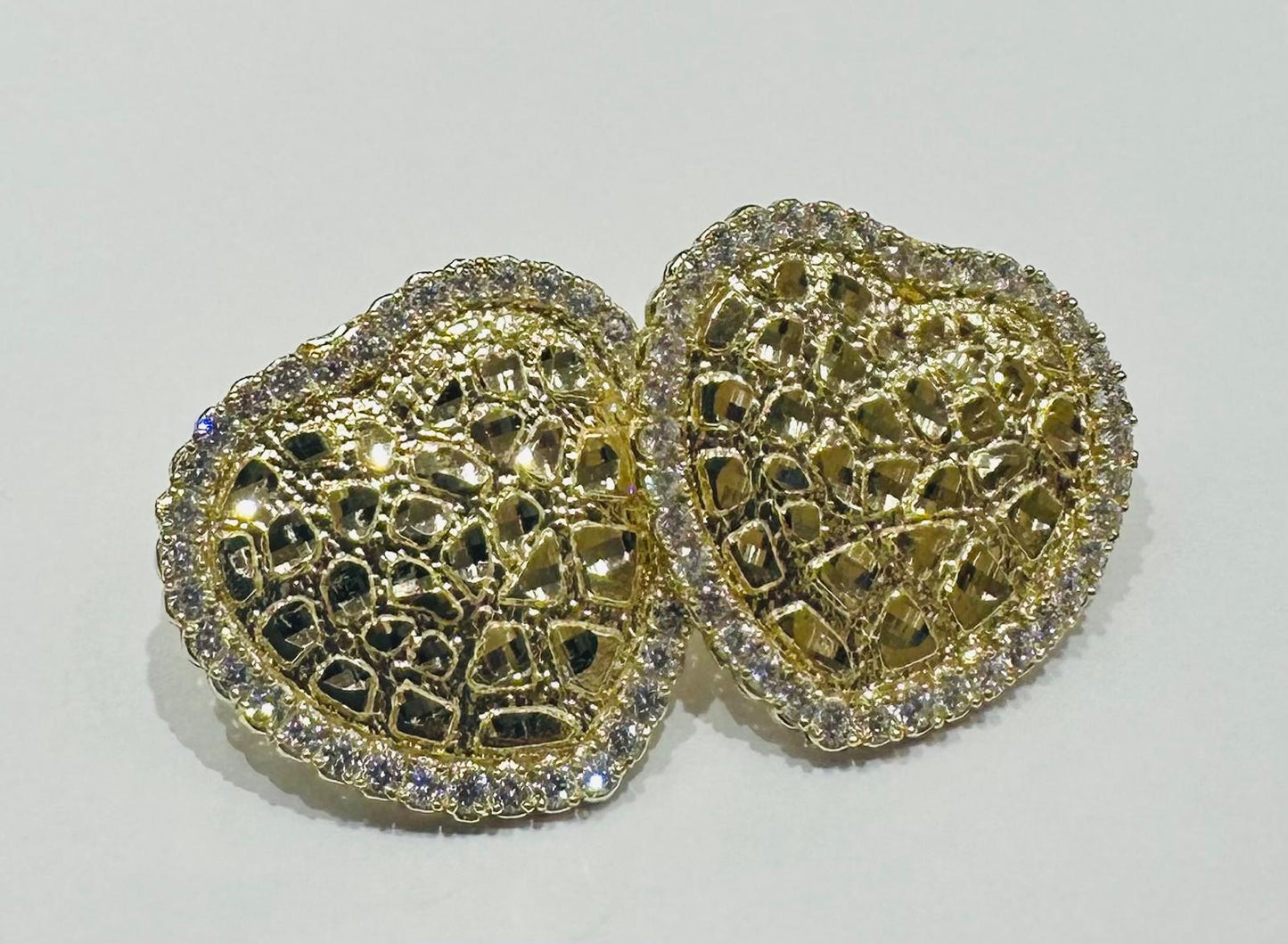 10K GOLD HEART NUGGET EARRINGS WITH WHITE SAPPHIRE- WEIGHT: 2.9gm