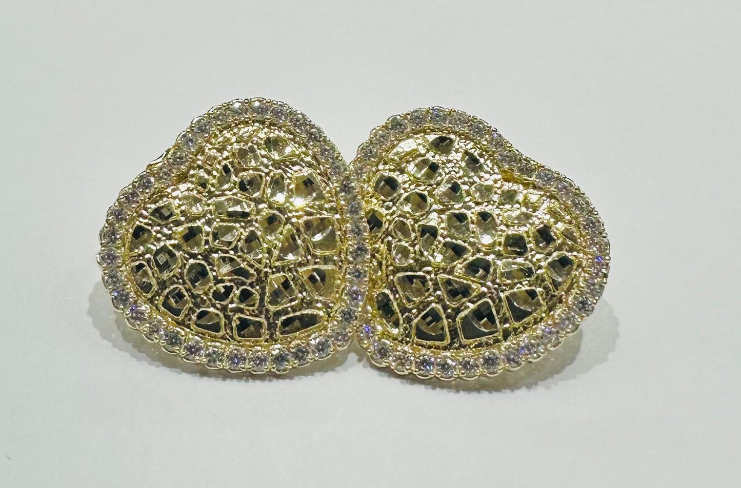 10K GOLD HEART NUGGET EARRINGS WITH WHITE SAPPHIRE- WEIGHT: 2.9gm