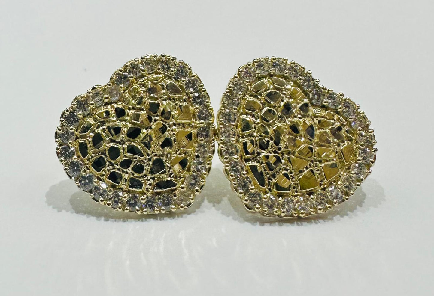 10K GOLD HEART NUGGET EARRINGS WITH WHITE SAPPHIRE- WEIGHT: 2.0gm