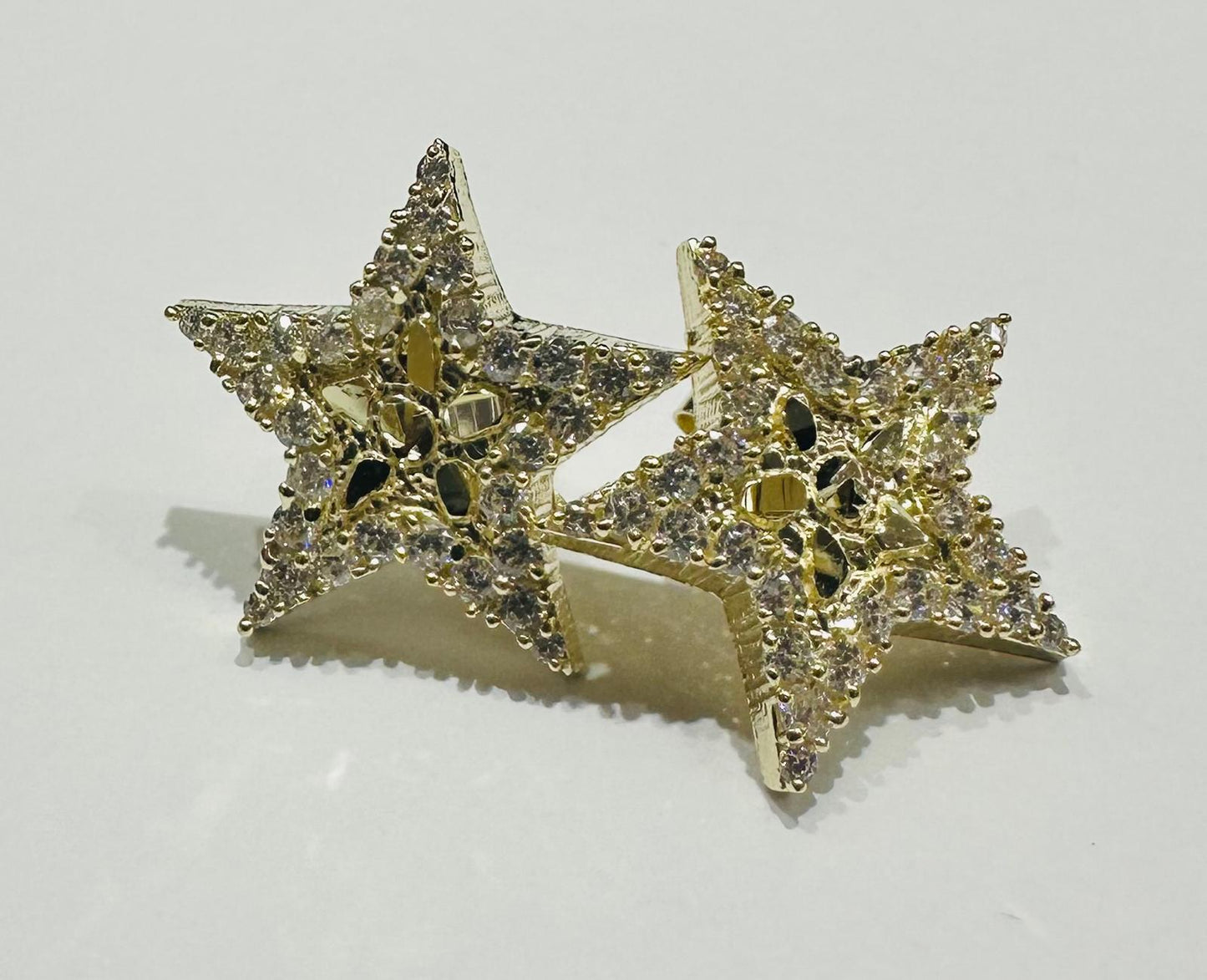 10K GOLD STAR NUGGET EARRINGS WITH WHITE SAPPHIRE- WEIGHT: 2.5gm