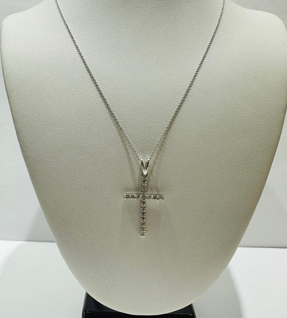 10K WHITE GOLD CROSS PENDANT DIAMOND SET- 0.25CT