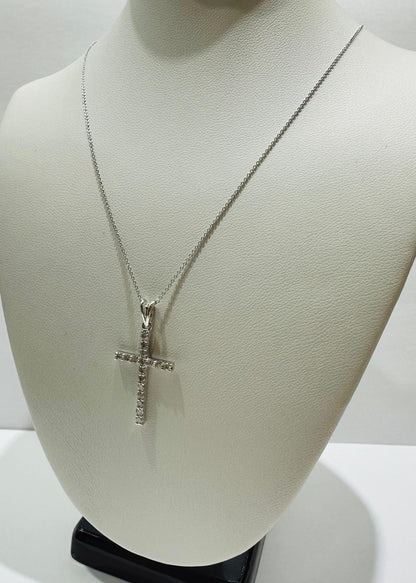 10K WHITE GOLD CROSS PENDANT DIAMOND SET- 0.25CT