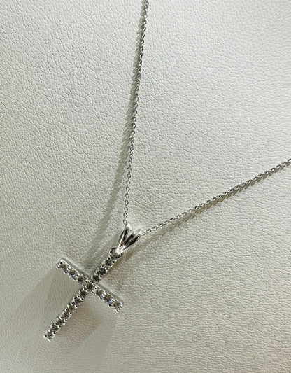 10K WHITE GOLD CROSS PENDANT DIAMOND SET- 0.25CT