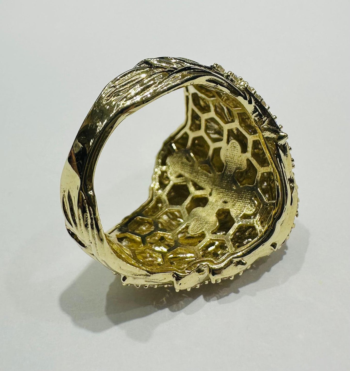 10K GOLD JESUS RING WITH WHITE SAPPHIRE- WEIGHT: 8.2gm