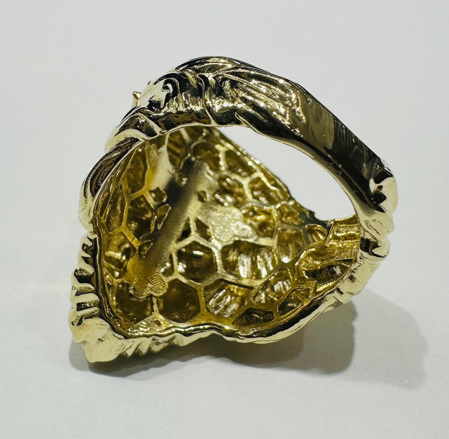 10K GOLD JESUS RING WITH CZ STONES- WEIGHT: 11.8gm