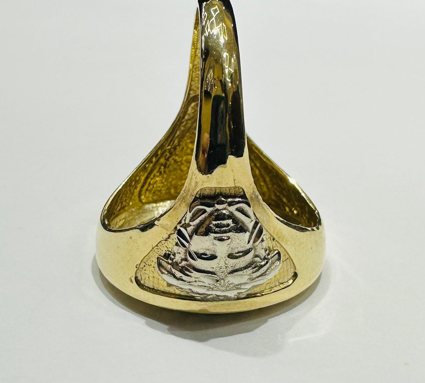 10K GOLD LIBERTY COIN RING- WEIGHT: 7.4gm