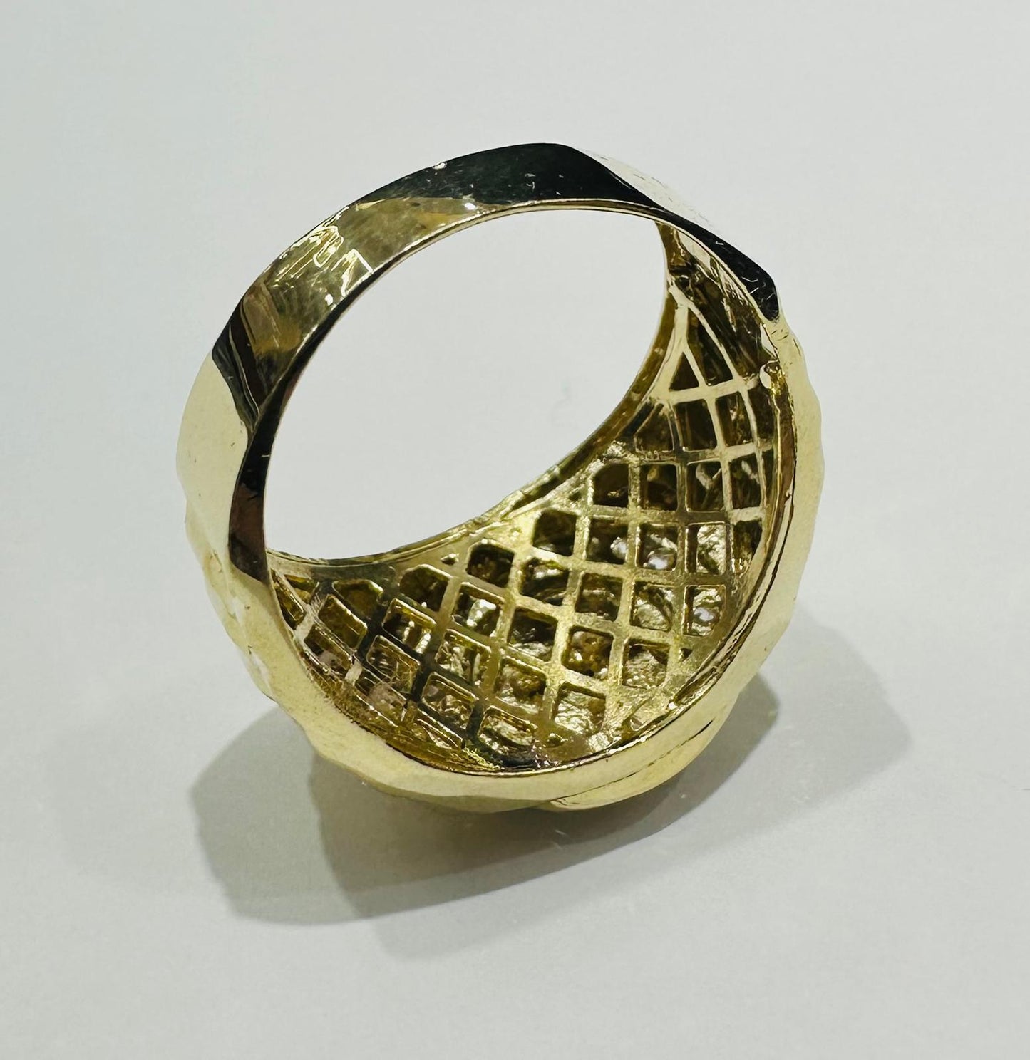 10K GOLD MEDUSA HEAD RING WITH WHITE SAPPHIRE- WEIGHT: 7.5gm