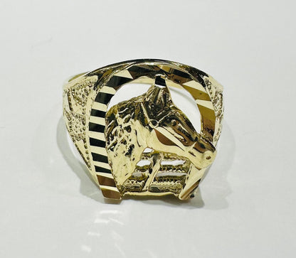 10K GOLD HORSESHOE RING- WEIGHT: 3.3gm