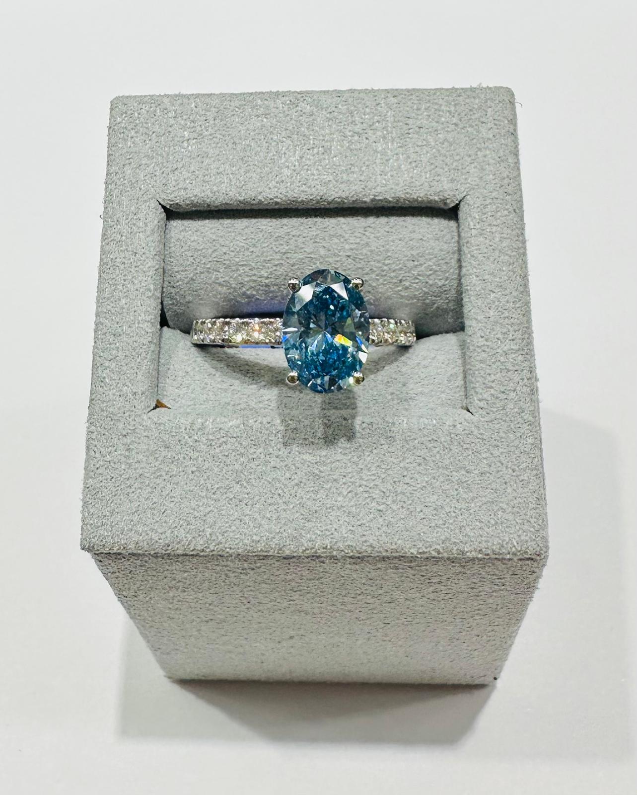 14K GOLD LAB GROWN BLUE OVAL VS1/VS2 DIAMOND RING-  2.50CT