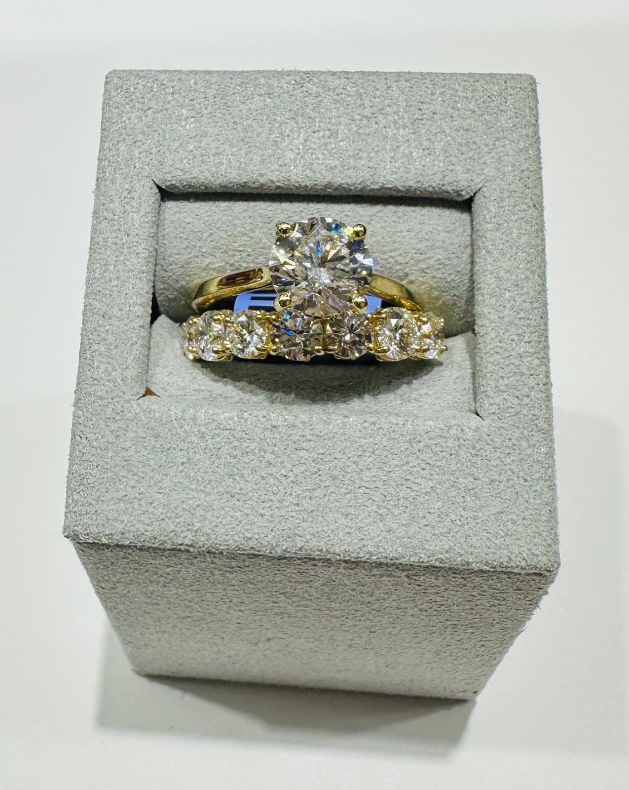 14K GOLD LAB GROWN VS1/VS2 DIAMOND RING-  4.0CT
