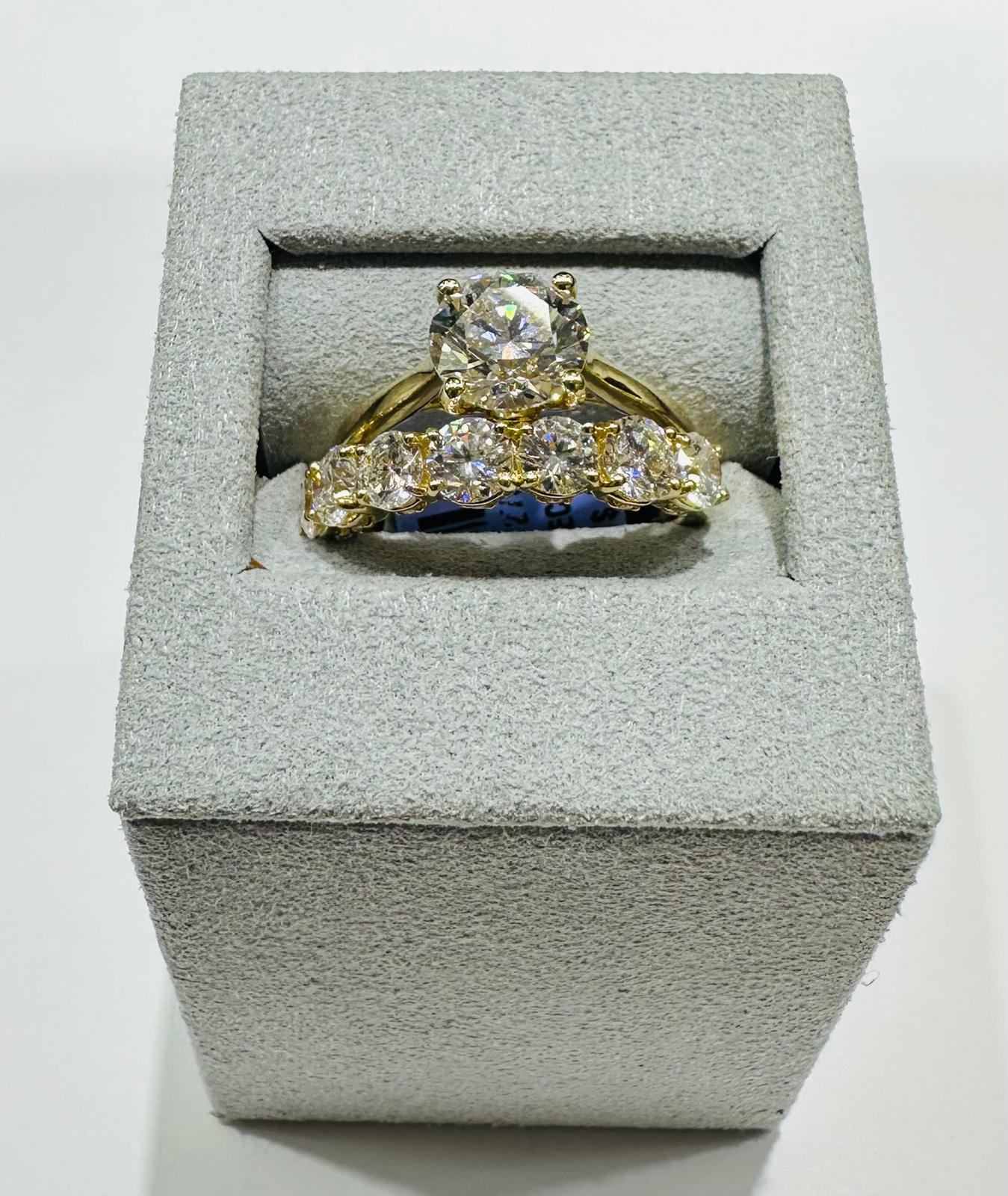14K GOLD LAB GROWN VS1/VS2 DIAMOND RING-  4.0CT