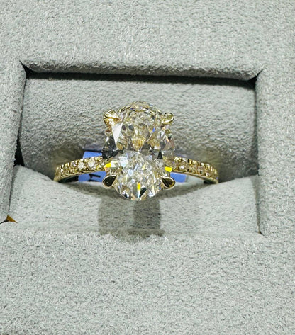 14K GOLD LAB GROWN VS1/VS2 OVAL DIAMOND RING-  2.20CT