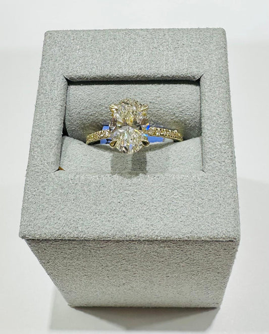 14K GOLD LAB GROWN VS1/VS2 OVAL DIAMOND RING-  2.20CT