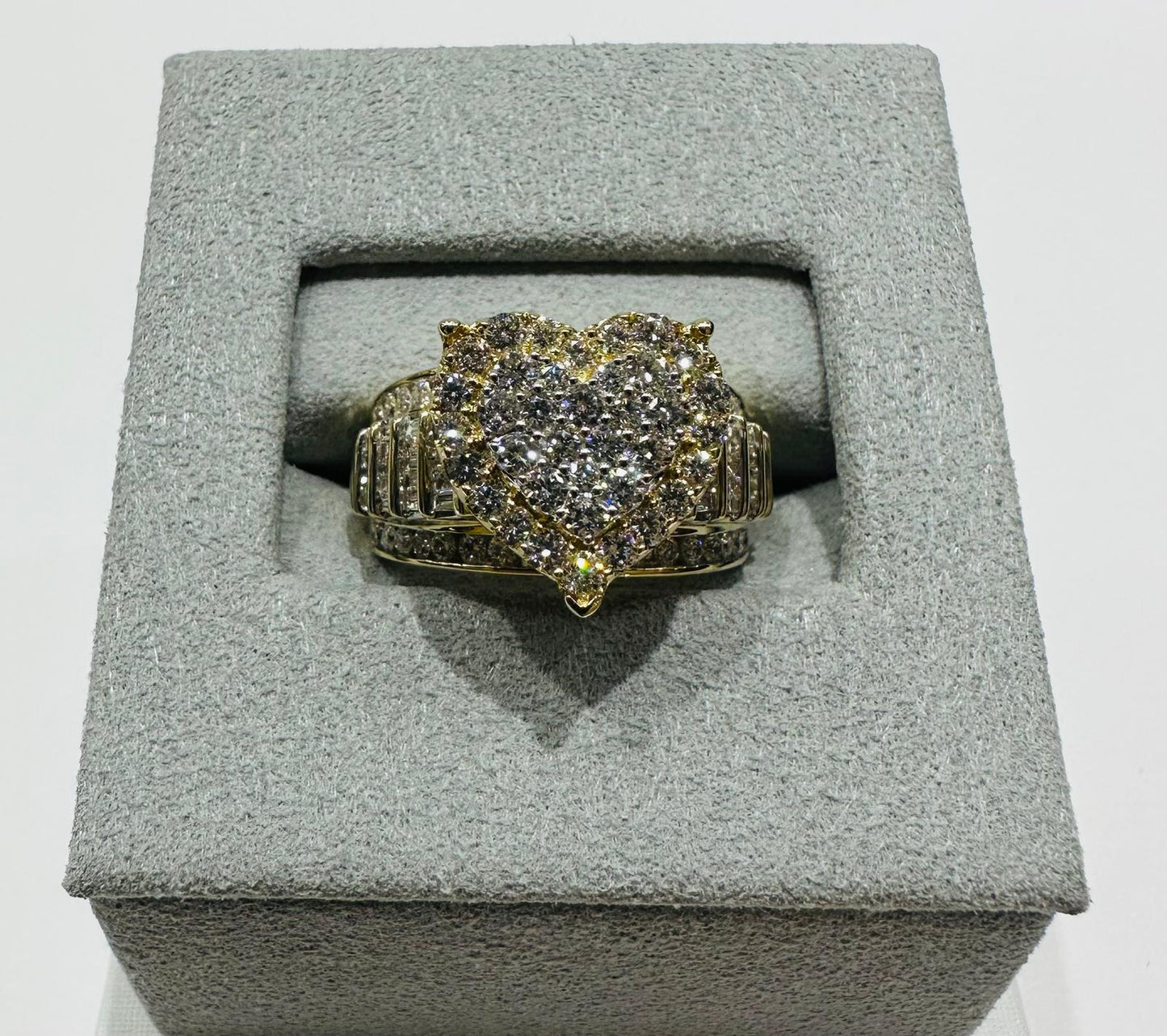 10K GOLD LAB GROWN HEART DIAMOND RING VS-  1.56CTW