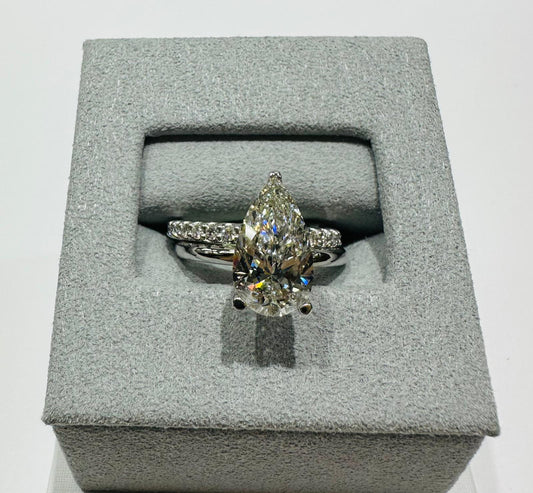 14K WHITE GOLD LAB GROWN PEAR DIAMOND RING  VS2-  3.50CTW